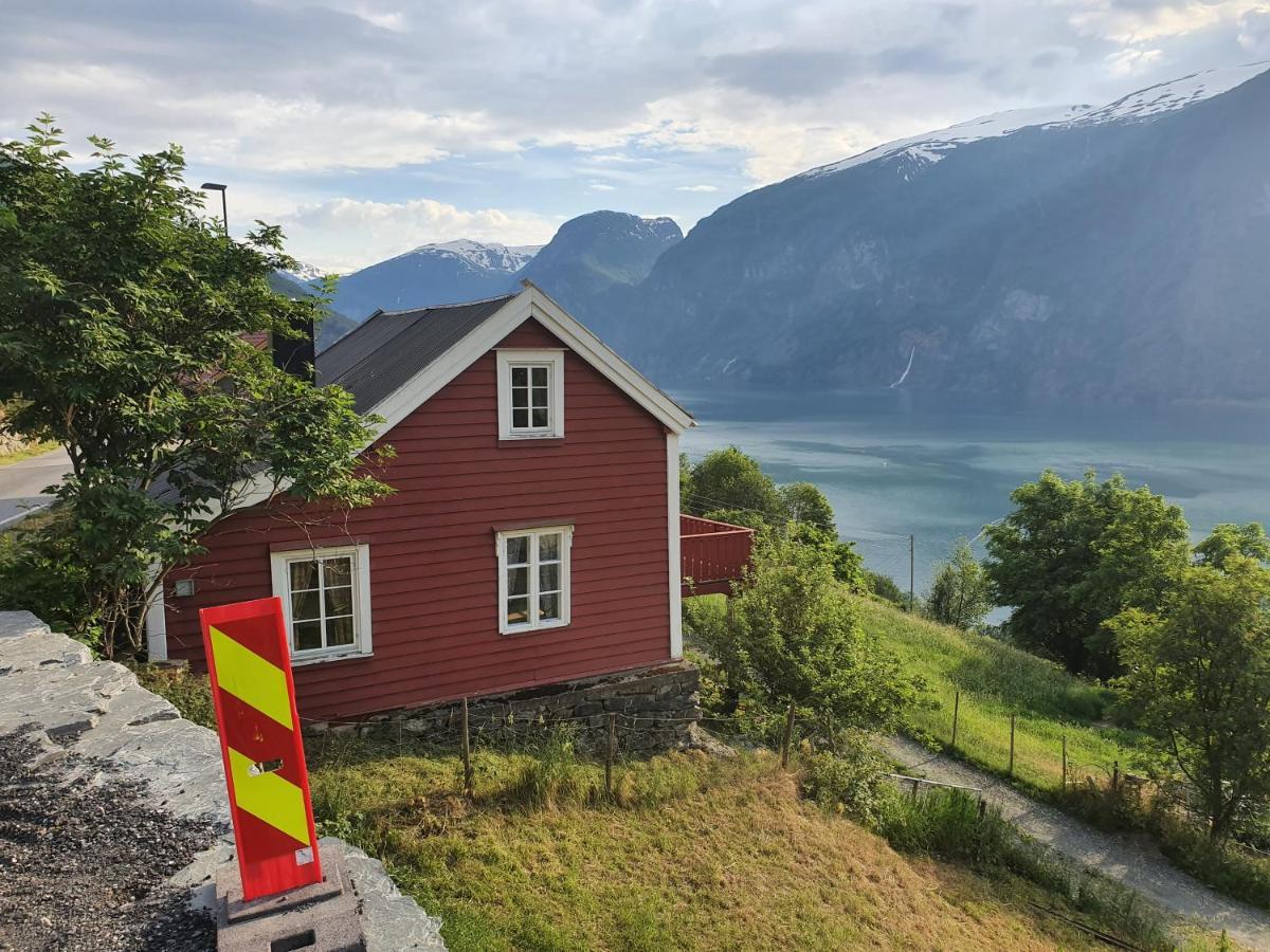 Kvam - Stegastein Apartment Aurland Bagian luar foto