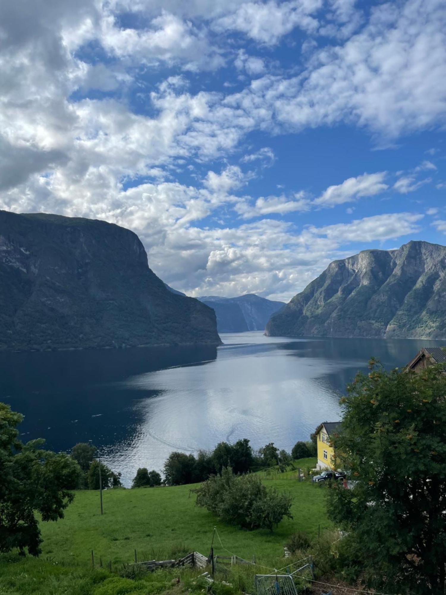 Kvam - Stegastein Apartment Aurland Bagian luar foto