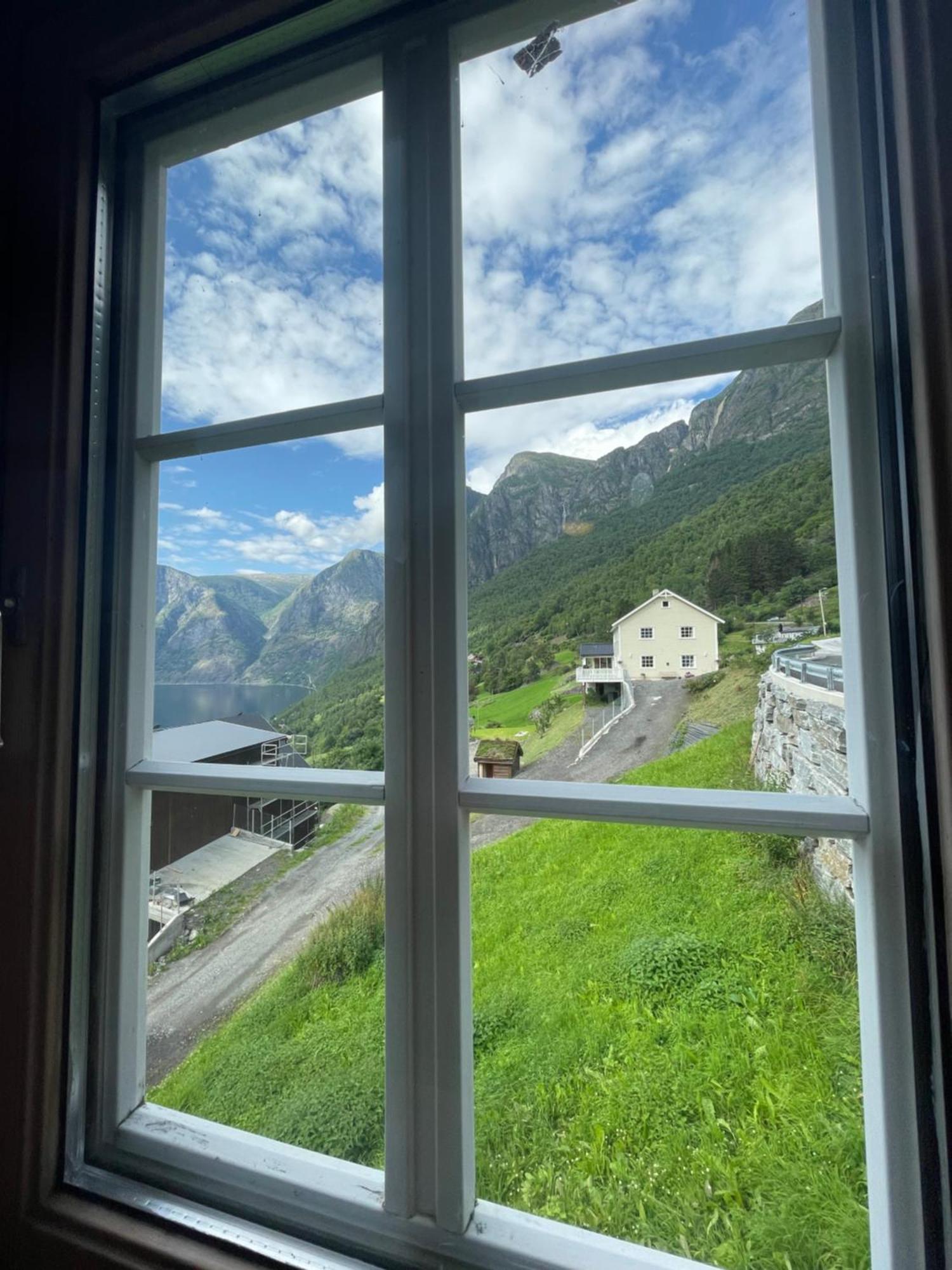 Kvam - Stegastein Apartment Aurland Bagian luar foto